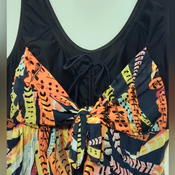 Plus Size Swim Dress Wantdo - Picture 6 of 16